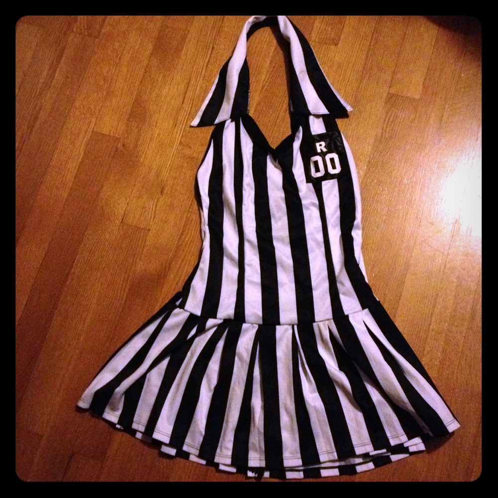 Halloween costume- sexy referee